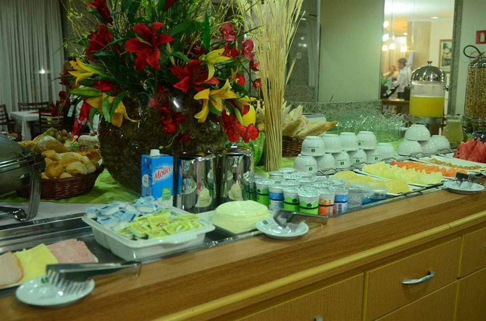 Hotel Golden Park Uberaba By Nacional Inn ภายนอก รูปภาพ