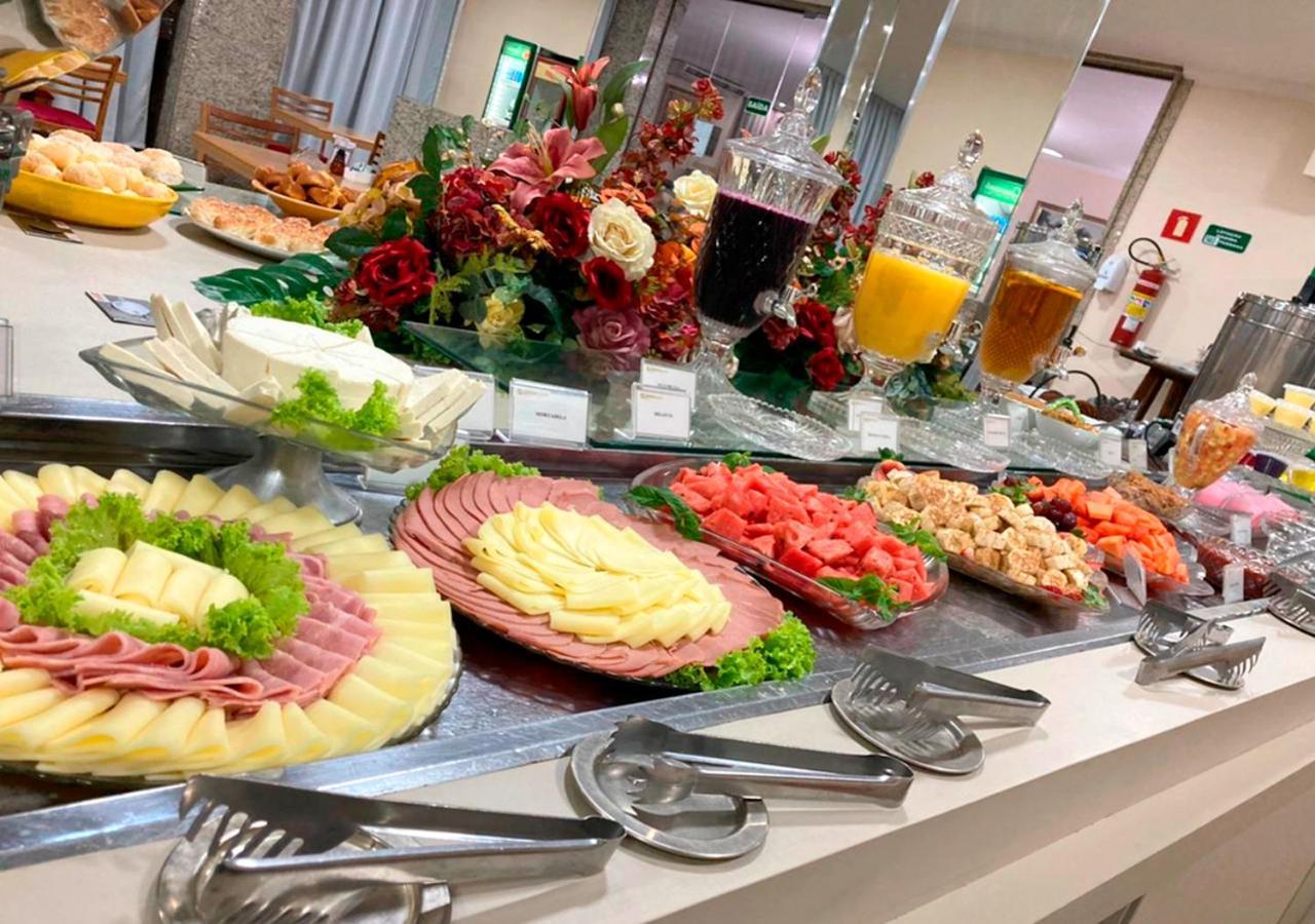 Hotel Golden Park Uberaba By Nacional Inn ภายนอก รูปภาพ