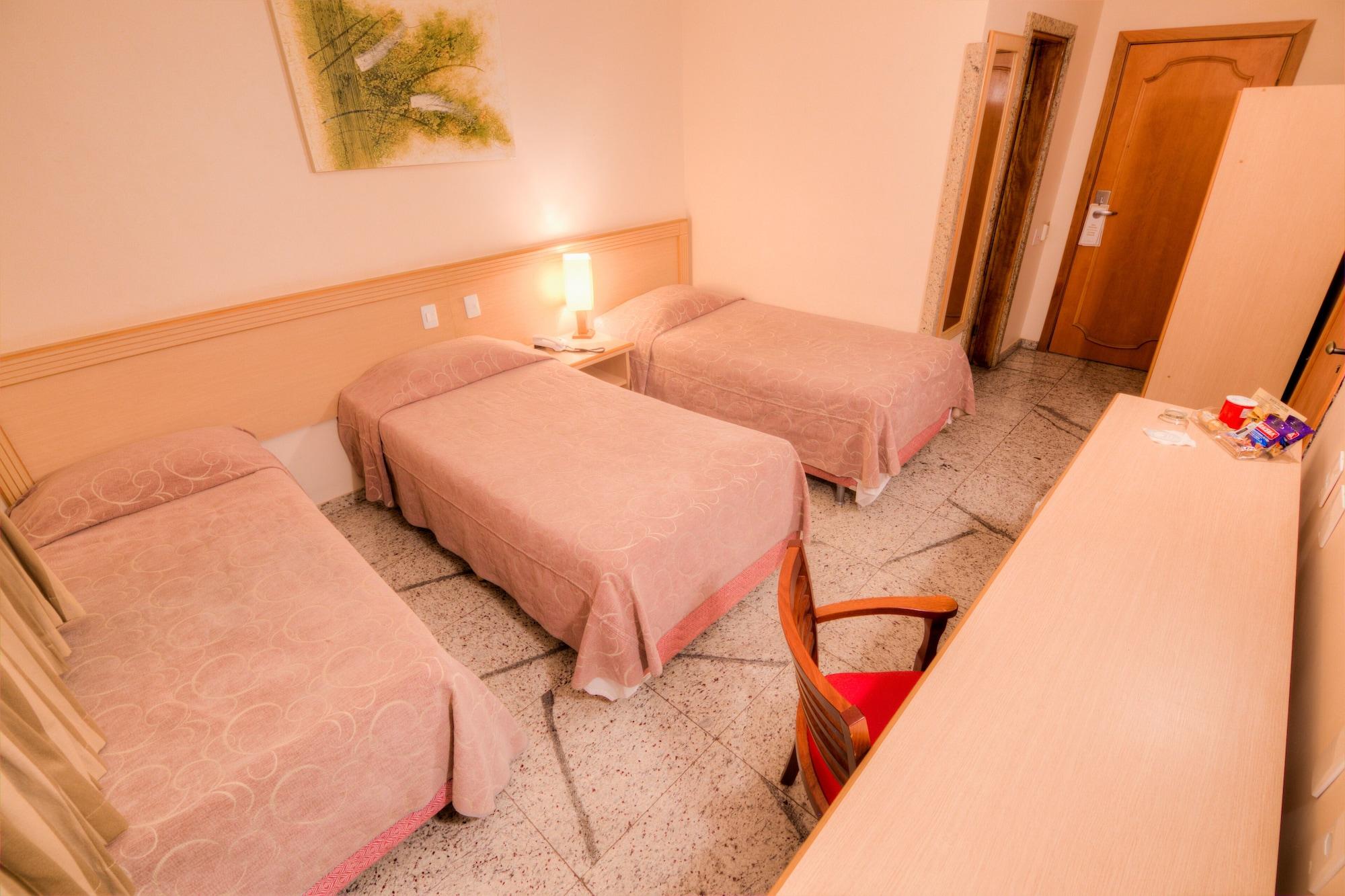 Hotel Golden Park Uberaba By Nacional Inn ภายนอก รูปภาพ