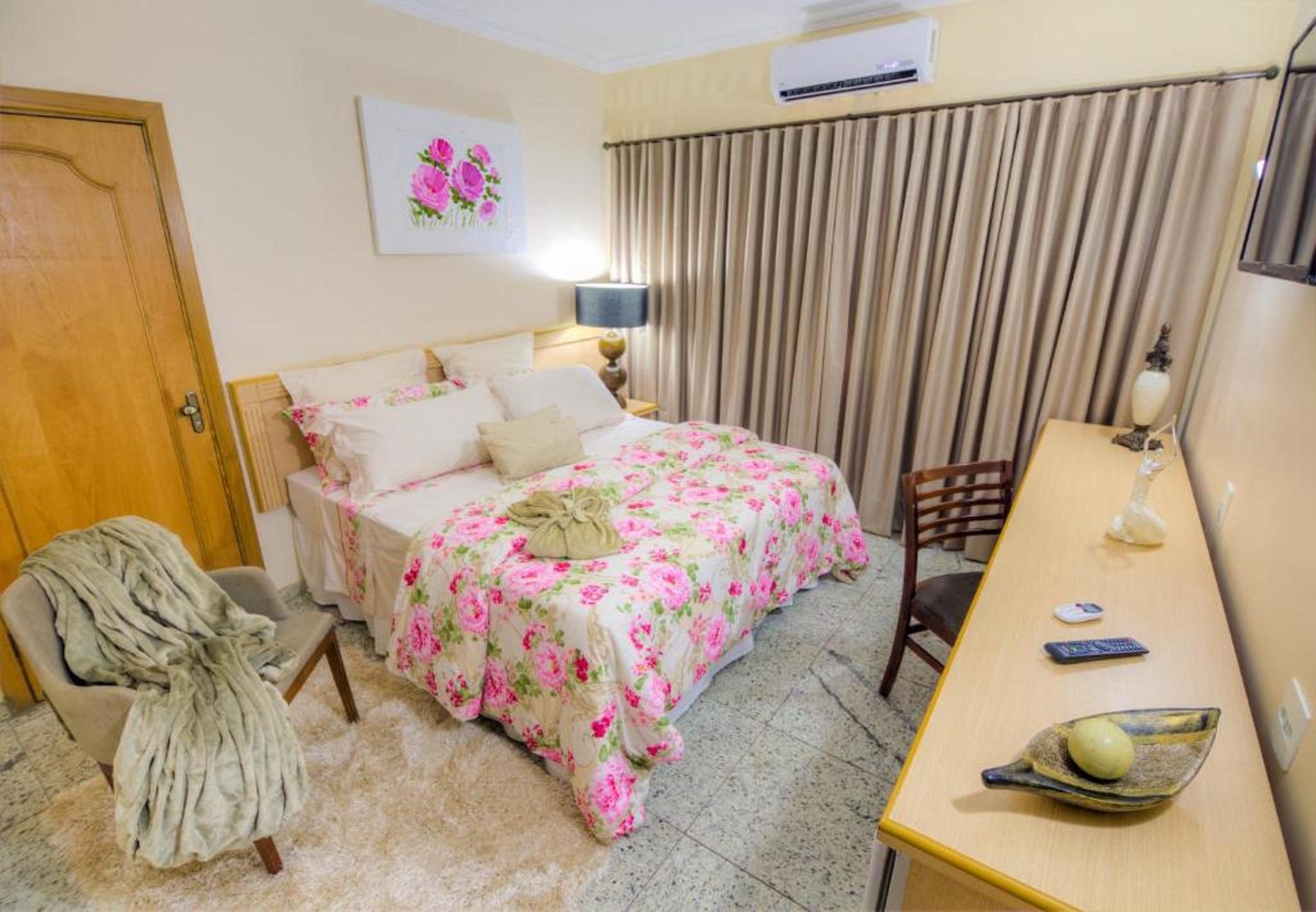 Hotel Golden Park Uberaba By Nacional Inn ภายนอก รูปภาพ