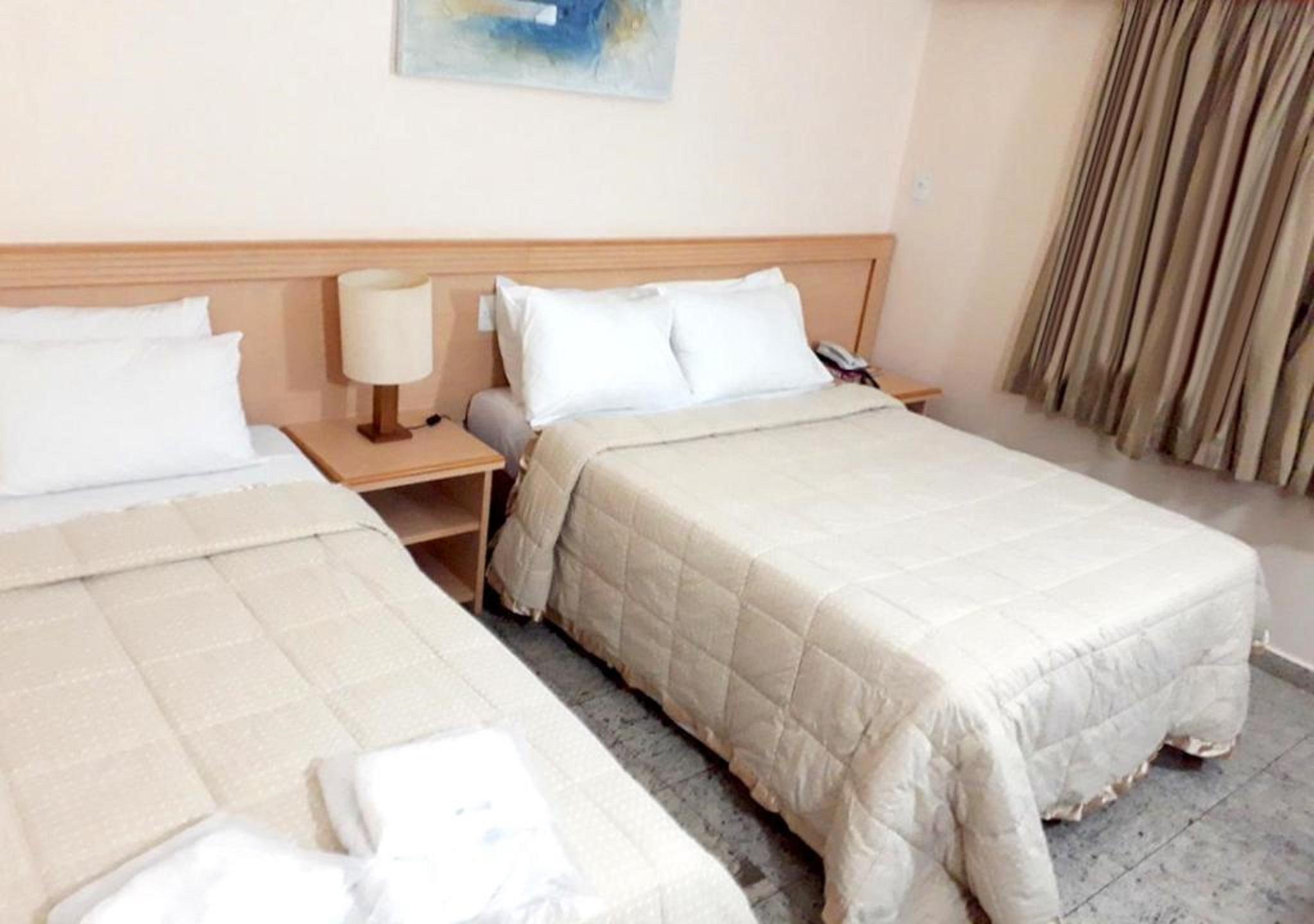 Hotel Golden Park Uberaba By Nacional Inn ภายนอก รูปภาพ