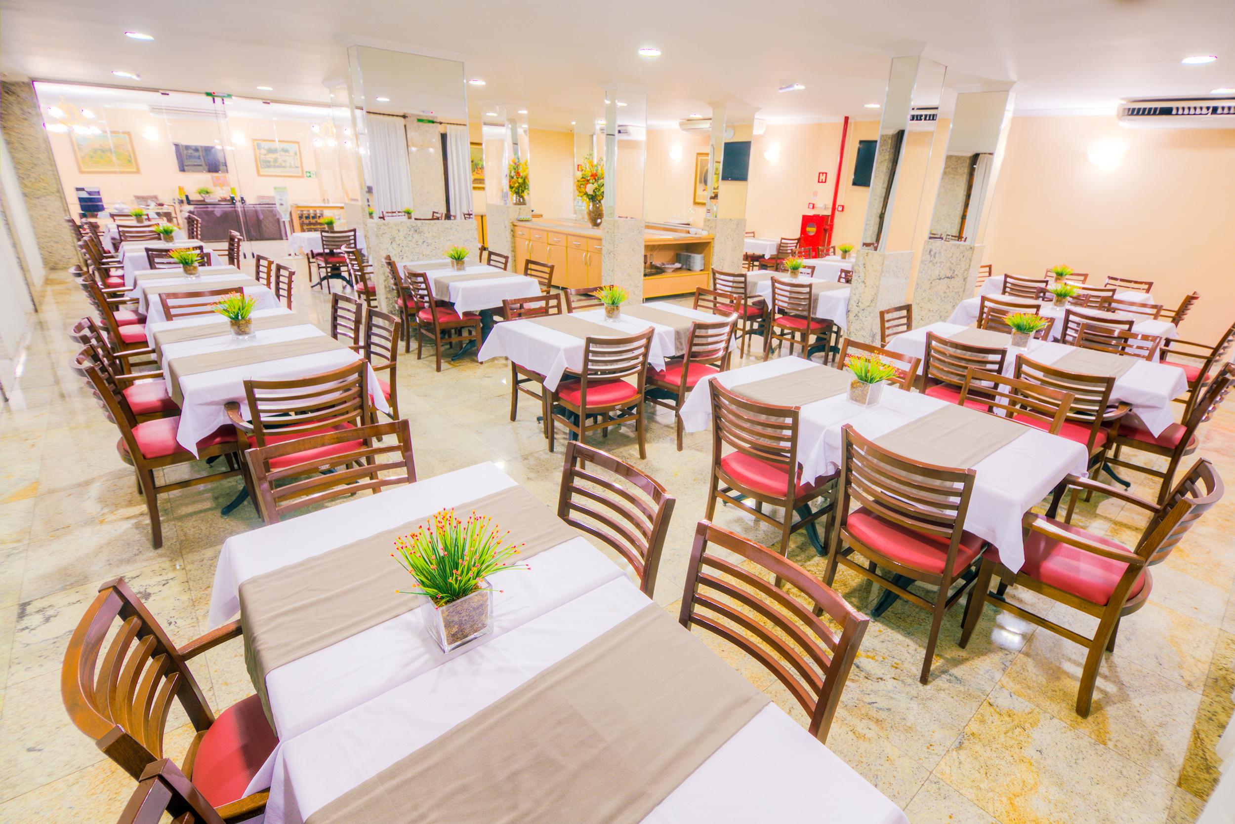Hotel Golden Park Uberaba By Nacional Inn ภายนอก รูปภาพ