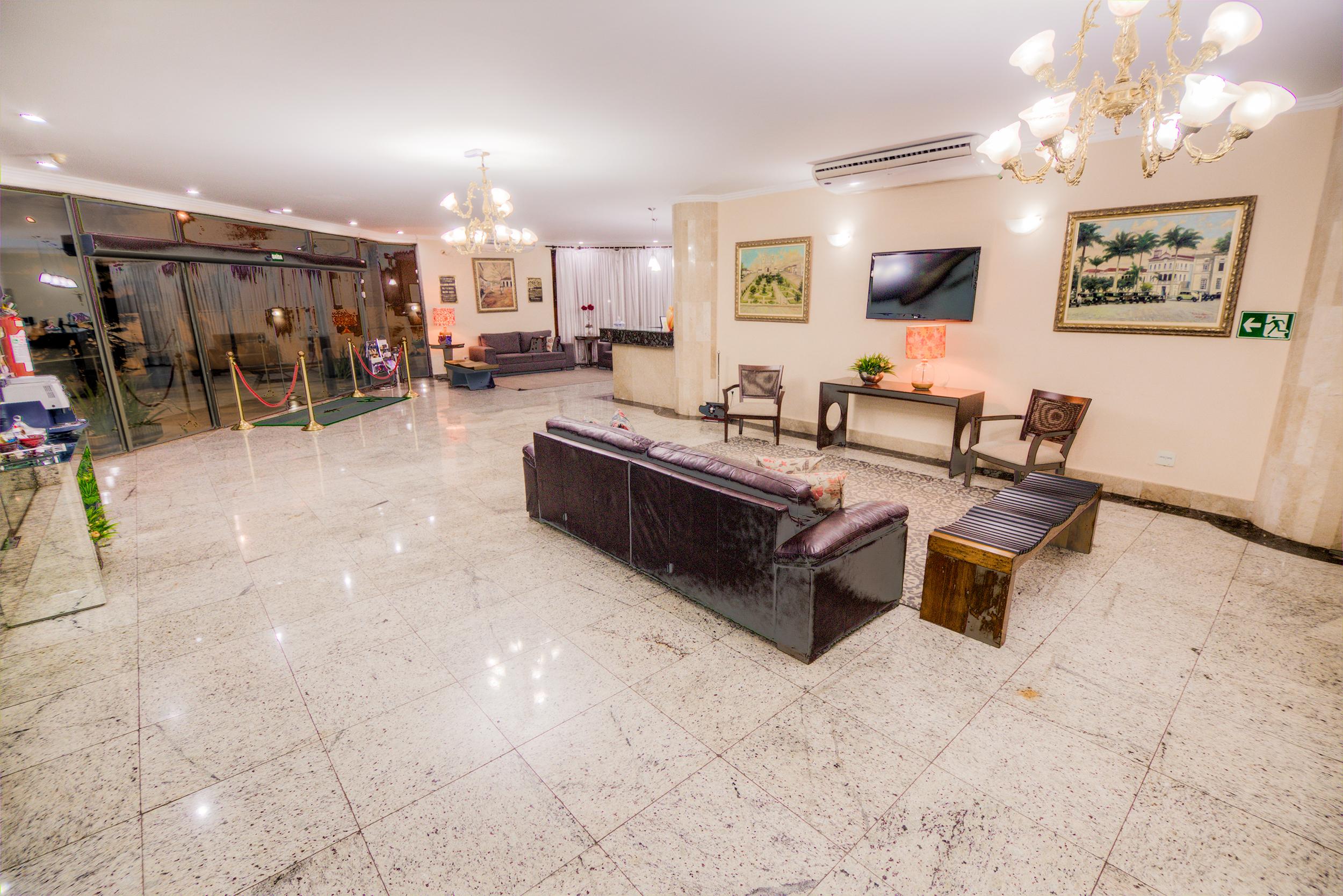 Hotel Golden Park Uberaba By Nacional Inn ภายนอก รูปภาพ
