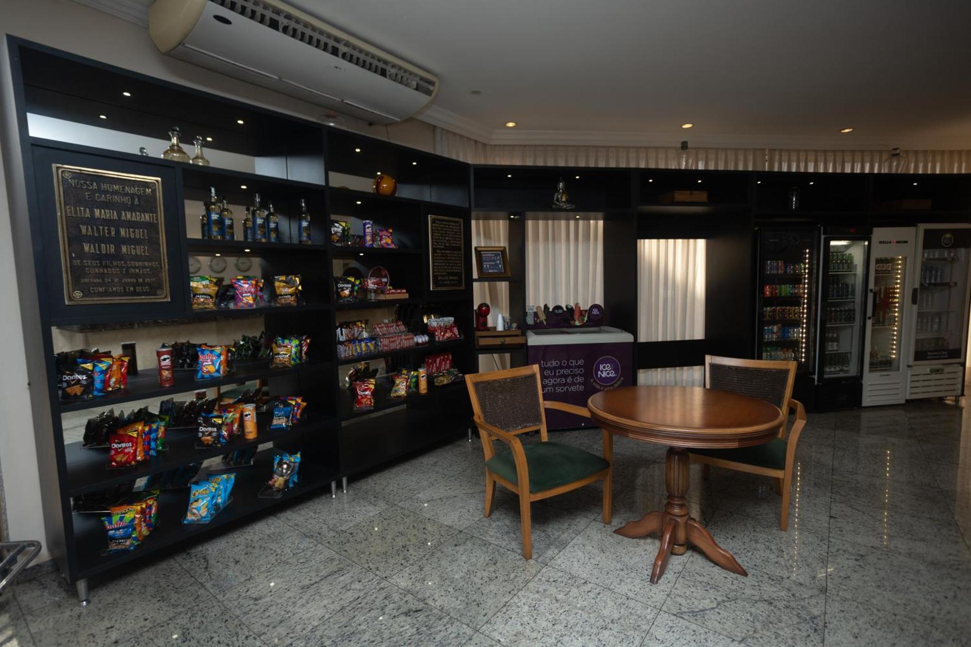 Hotel Golden Park Uberaba By Nacional Inn ภายนอก รูปภาพ