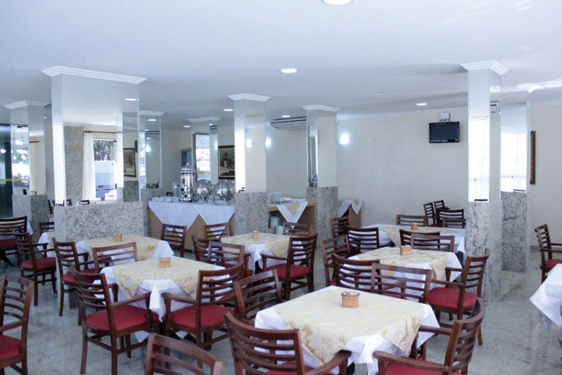 Hotel Golden Park Uberaba By Nacional Inn ภายนอก รูปภาพ